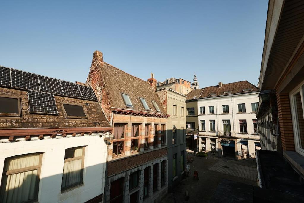 Studio-Balcon Center Of Mons Bagian luar foto